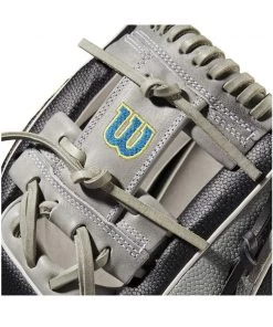 Wilson A2000 1786SS SuperSkin 11.5in Infield Glove