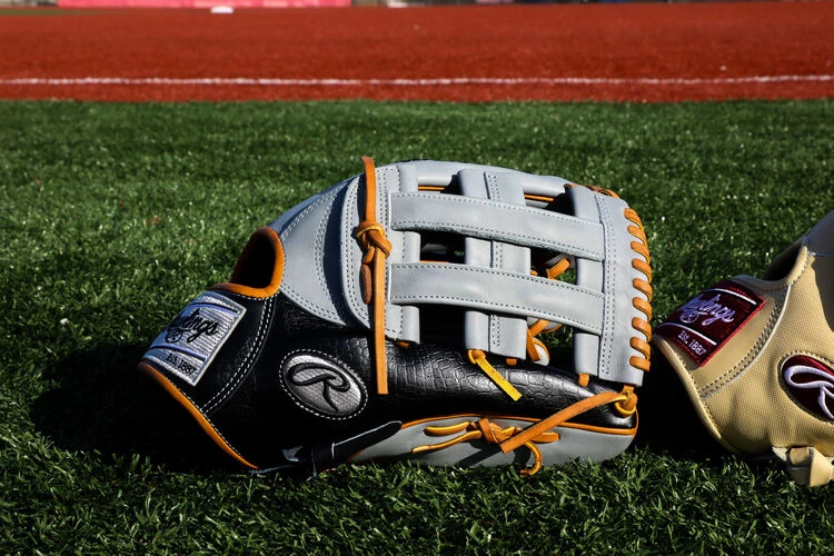 Rawlings Heart Of The Hide ColorSync 5.0 13in Croc Shell Outfield Glove || PRO3030-6GC 7 Rawlings Heart Of The Hide ColorSync 5.0 13in Croc Shell Outfield Glove || PRO3030-6GC
