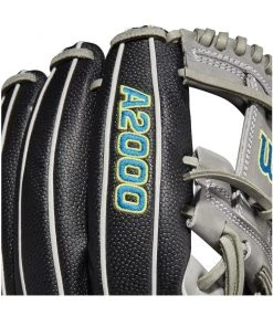 Wilson A2000 1786SS SuperSkin 11.5in Infield Glove
