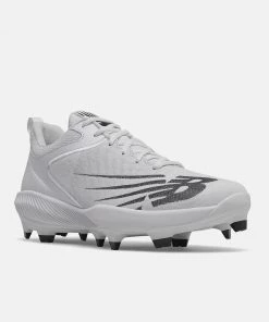 New Balance FuelCell 4040v6 2E Fit - White Moulded Cleats