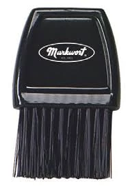 Markwort Umpire Brush Plastic Handle With Plastic Brush Fiber